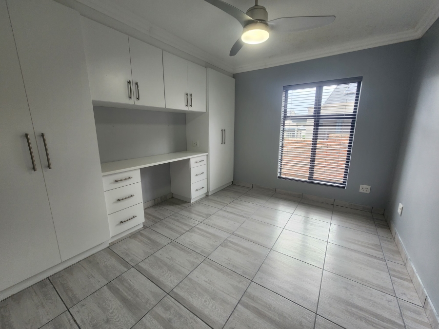 3 Bedroom Property for Sale in Hartenbos Central Western Cape
